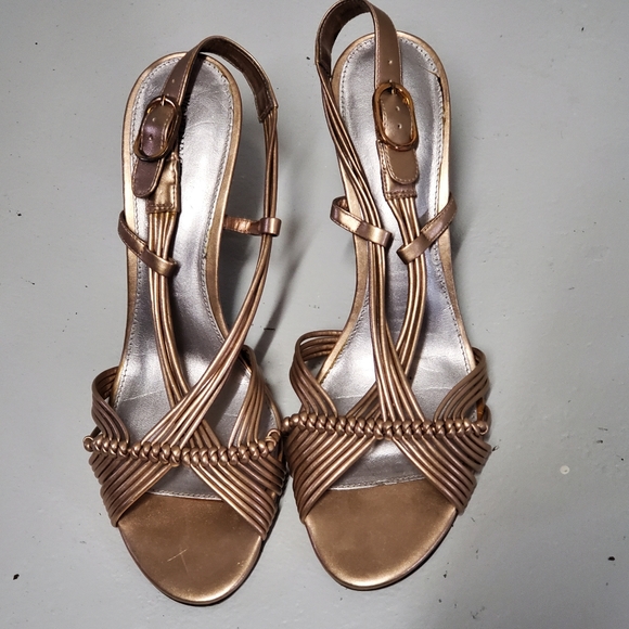 Gold Dress Shoes - Picture 9 of 9